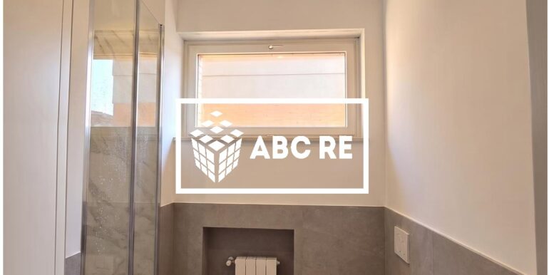 Bagno con logo